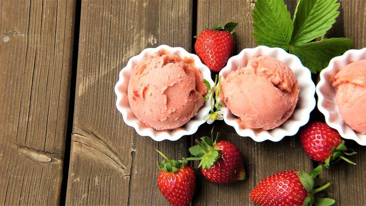 Strawberry ‘Nice’ Cream