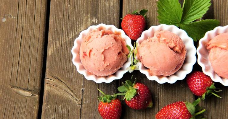 Strawberry ‘Nice’ Cream